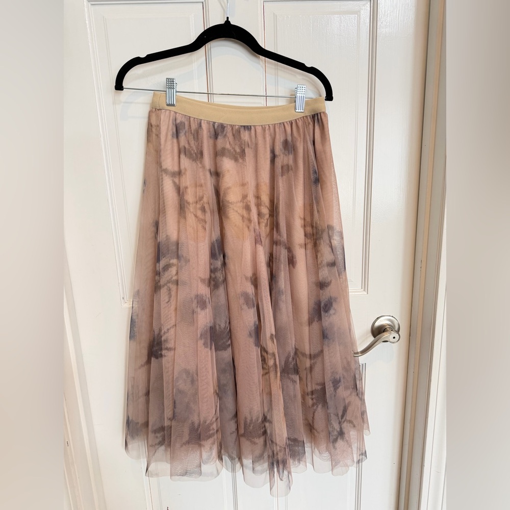 Chicwish Lilac Wrap Sweater & Floral Inky Tulle Midi Skirt Set Size M/L - Picture 15 of 16